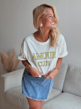 Charger l'image dans la galerie, Tee shirt " Amour club"
