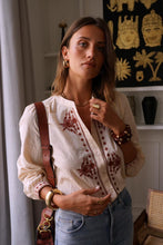 Charger l'image dans la galerie, Blouse brodée
