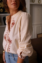 Charger l'image dans la galerie, Blouse brodée
