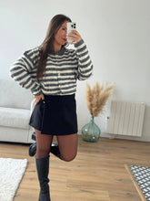 Charger l&#39;image dans la galerie, Gilet à rayures
