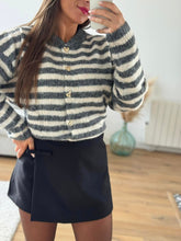 Charger l&#39;image dans la galerie, Gilet à rayures
