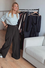 Charger l'image dans la galerie, Pantalon noir
