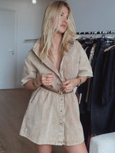 Charger l'image dans la galerie, Robe en jean beige/choco

