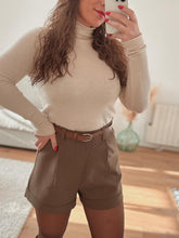 Charger l'image dans la galerie, Short avec ceinture intégrée
