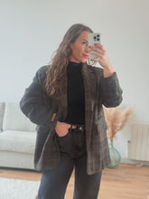 Charger l'image dans la galerie, Veste à carreaux
